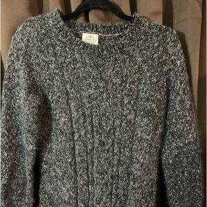 St. John’s Bay, medium, grey sweater63% acrylic 19% cotton 18% polyester